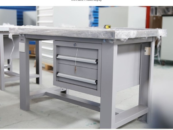 不銹鋼工作臺的優(yōu)勢是什么？