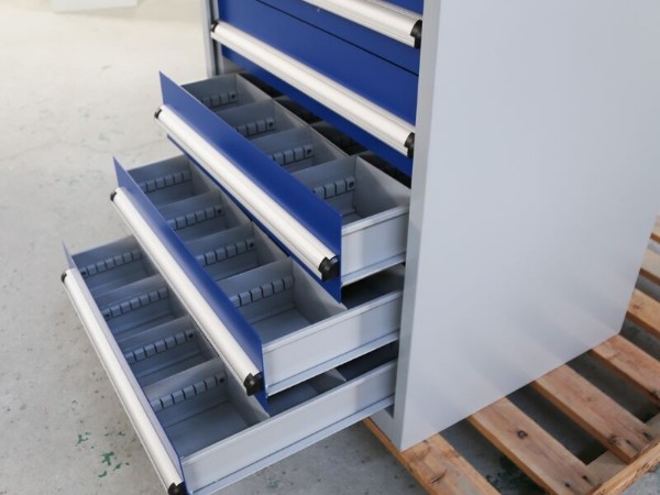 抽屜式工具柜的特點和優勢