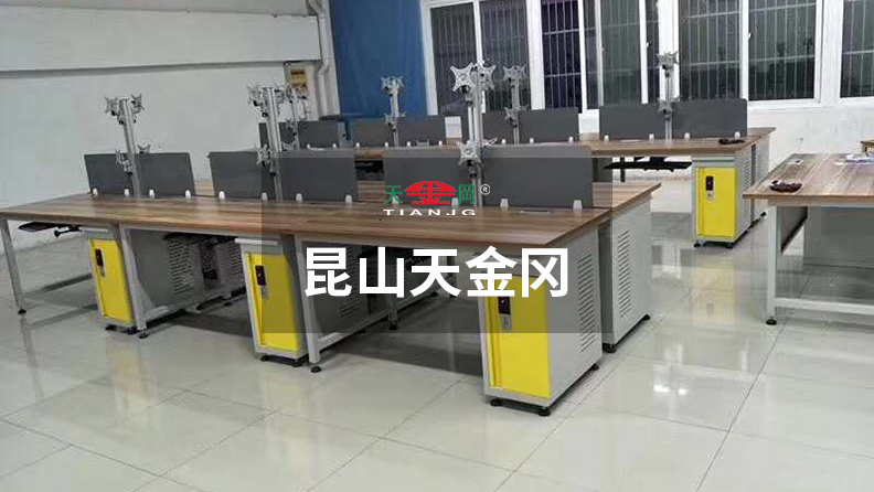 中國(guó)科大選擇天金岡工具柜定制!