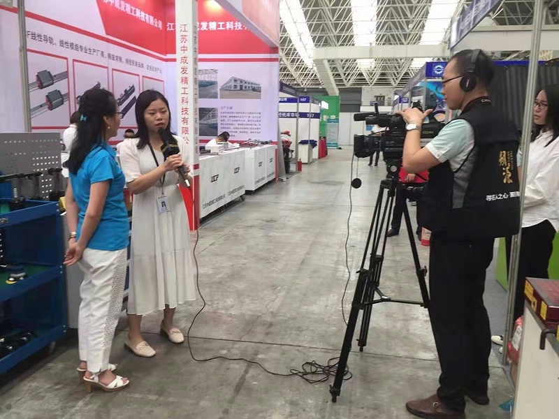 天金岡周艷玲女士采訪(fǎng)中