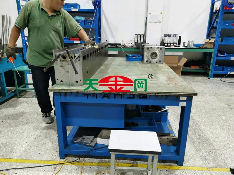 模具工作臺(tái)哪里有賣